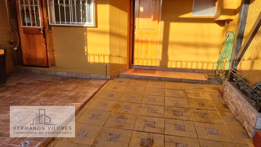 Excelente oportunidad habitacional en la comuna de Maipú.-