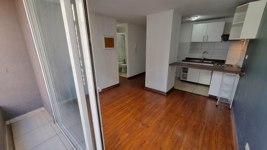 Departamento de 2 dorm. 1Baño, 1 bod. Metro Sta Isabel