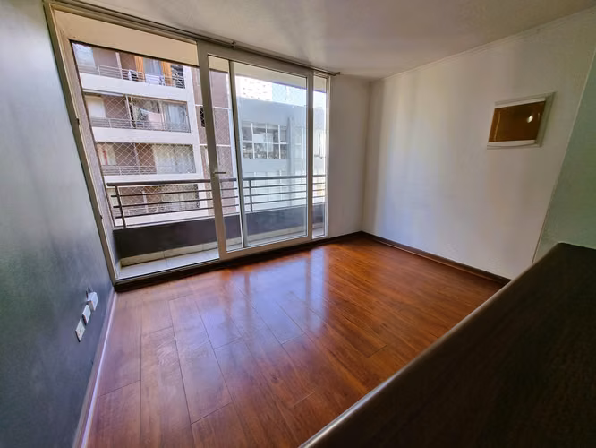 Departamento de 2 dorm. 1Baño, 1 bod. Metro Sta Isabel