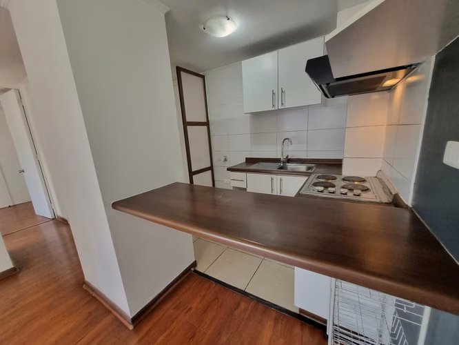 Departamento de 2 dorm. 1Baño, 1 bod. Metro Sta Isabel