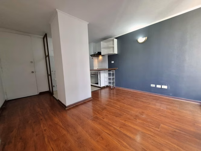 Departamento de 2 dorm. 1Baño, 1 bod. Metro Sta Isabel