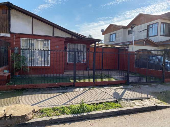 VENDO AMPLIA CASA EN MAIPU  (169879)