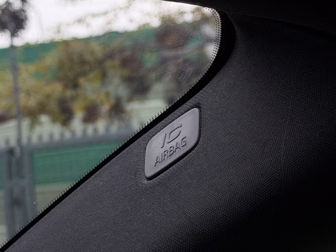 VOLVO V40 T4 2017