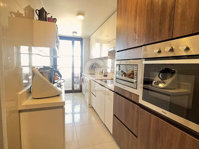 Elegante Departamento con Vistas y Comodidades Modernas