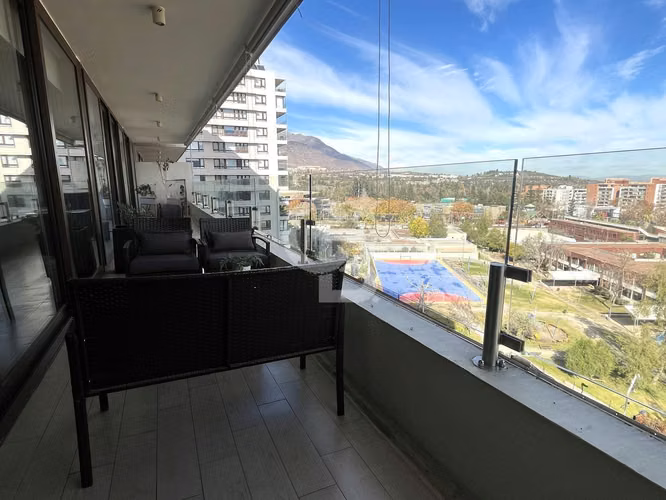 Elegante Departamento con Vistas y Comodidades Modernas