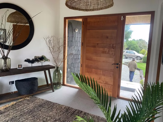 Junio 2026 | Venta exclusiva casa amoblada en Fundo Playa Venado, Puerto Varas - Imagen 2