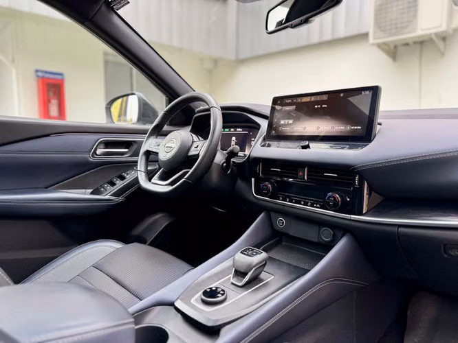 NISSAN QASHQAI EXCLUSIVE CVT 4WD - 2024 | 3703