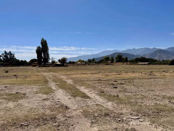 Parcela de 3 Há terreno agrícola, excelente ubicación