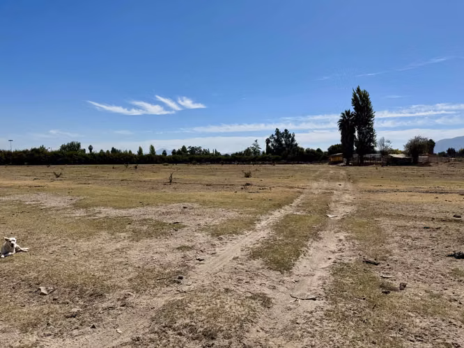 Parcela de 3 Há terreno agrícola, excelente ubicación