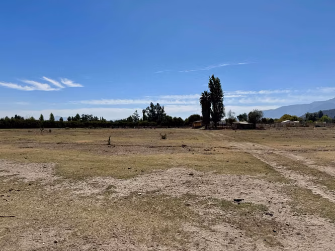 Parcela de 3 Há terreno agrícola, excelente ubicación