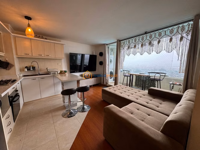Departamento en arriendo c/ estacionamiento en Portal San Pedro
