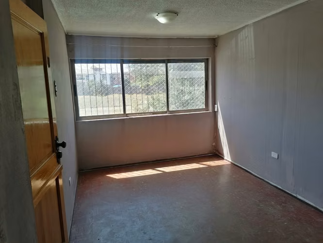 DEPARTAMENTO EN 1ER PISO EN HUALPEN - Imagen 2