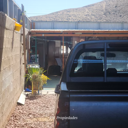 VENDE CASA EN TIERRA AMARILLA