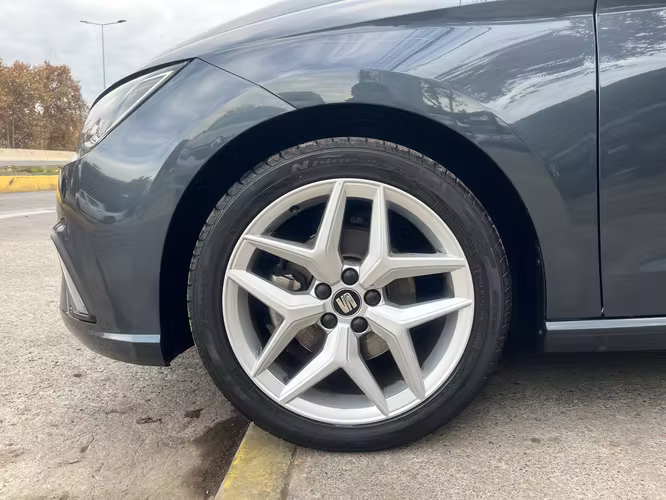 SEAT IBIZA FR 1.6 AUT. 2021 TOPE DE LÍNEA 36.000 KM.