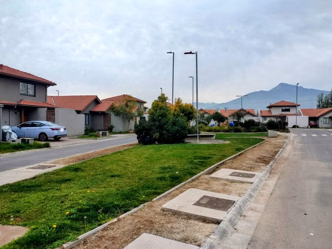 Vendo casa en condominio en la comuna de Buin oriente 3D/2B