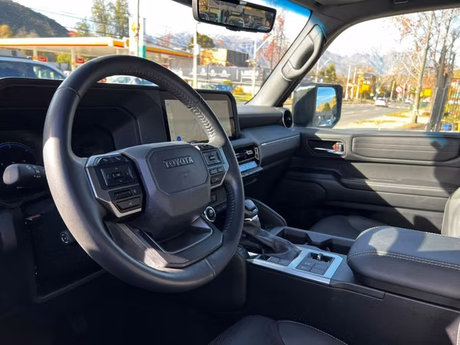 TOYOTA LAND CRUISER PRADO 2.8  2025