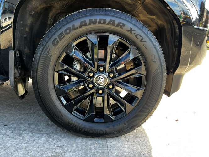 TOYOTA LAND CRUISER PRADO 2.8  2025
