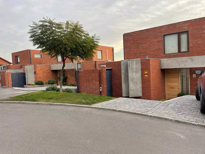 Las Pircas, casa en condominio  (169963)