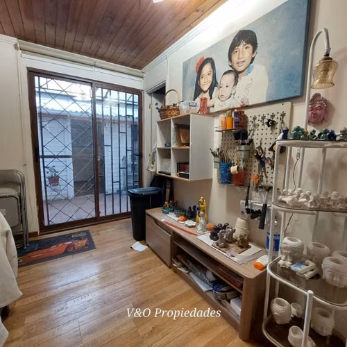 Bonita casa en Macul a pasos de metro Quilín (169956)