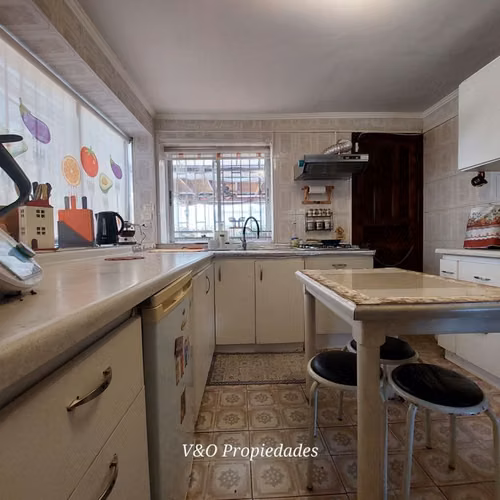 Bonita casa en Macul a pasos de metro Quilín (169956)