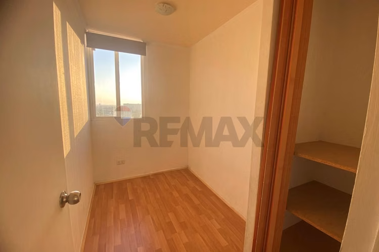 Venta departamento interm. la cisterna. 3d y 1b