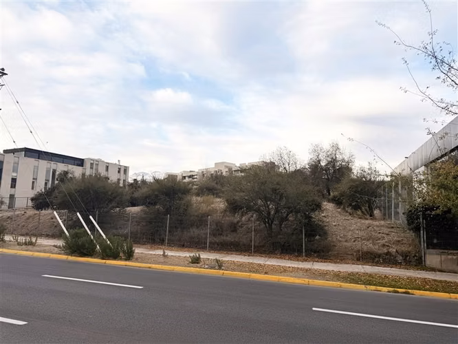 Terreno Construccion en venta en Lo Barnechea