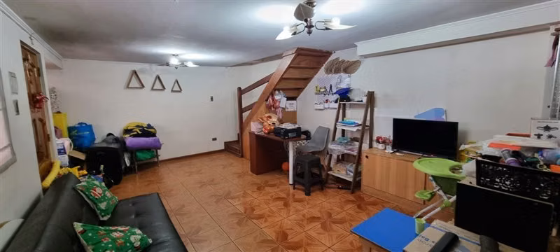 Casa en venta de 3 dorm. en Puente Alto - Metro Elisa Correa