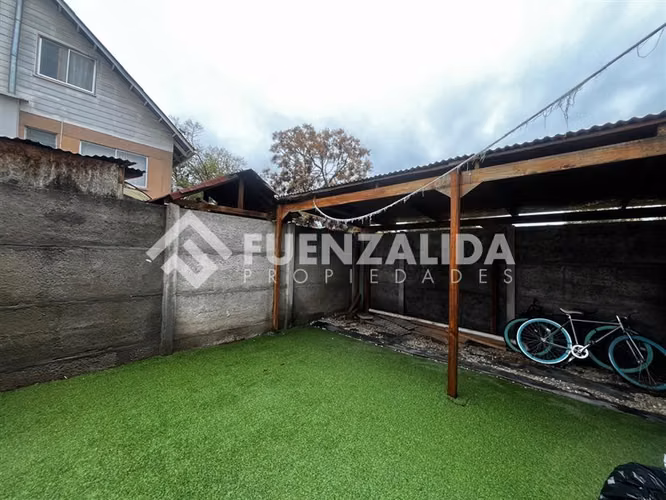 OPORTUNIDAD Casa vendo 3D 1B patio estacionamiento Talagante