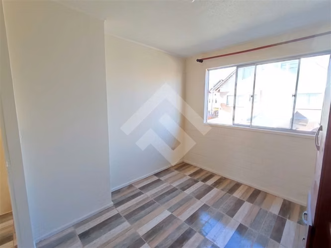 OPORTUNIDAD Casa vendo 3D 1B patio estacionamiento Talagante