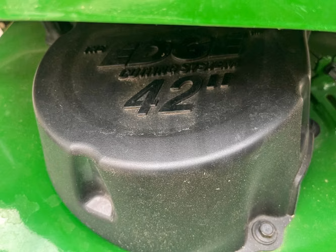Vendo tractor John Deere S-110