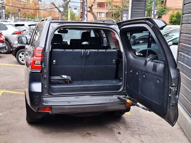 TOYOTA LAND CRUISER PRADO 2022
