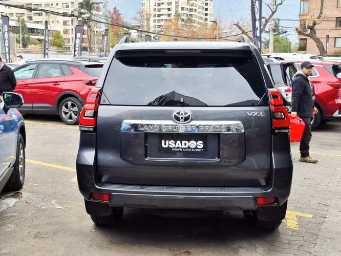 TOYOTA LAND CRUISER PRADO 2022
