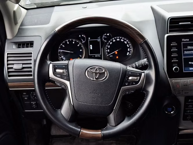TOYOTA LAND CRUISER PRADO 2022