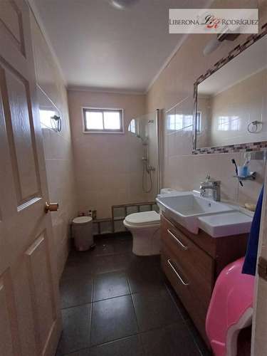 Casa en venta de 2 dorm. en Quintero
