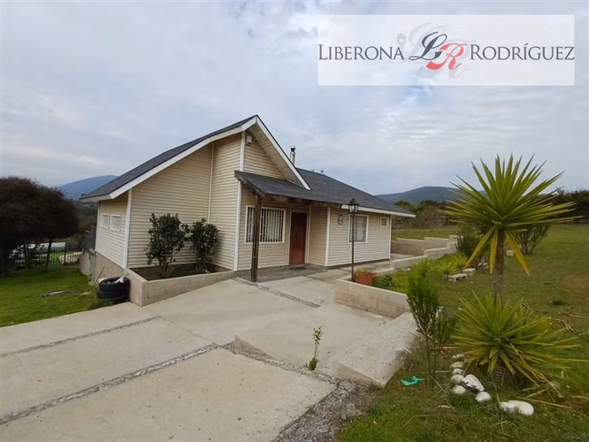 Casa en venta de 2 dorm. en Quintero