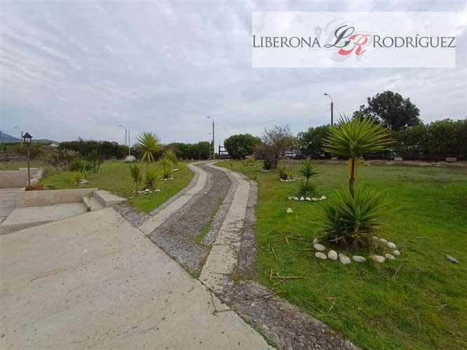 Casa en venta de 2 dorm. en Quintero