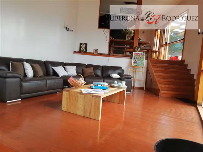 Casa en venta de 2 dorm. en Quintero - Imagen 2