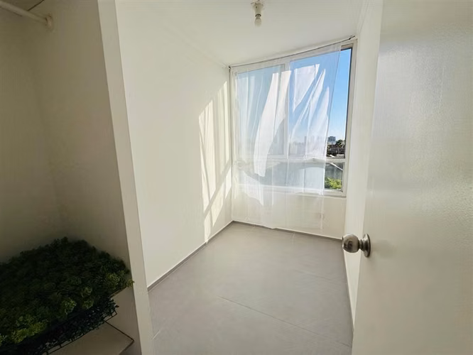 Liquidación en venta de 3 dorm. 1 baño en San Joaquín