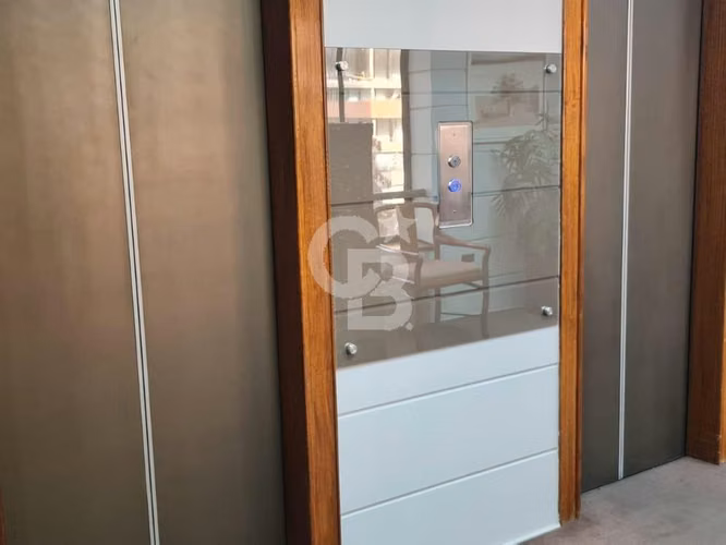 Arriendo Privado Exclusivo en El Golf – Profesionales.CBG - Imagen 13