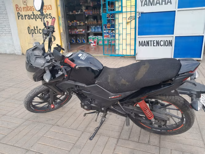 MOTO HONDA CBF 125F TWISTER NEGRA AÑO 2019