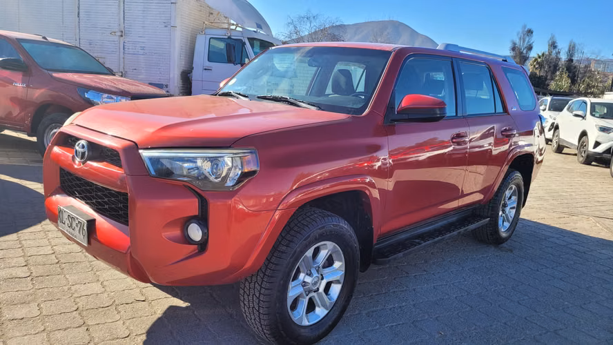Toyota 4RUNNER 4X4 4.0 FULL AUT. 4.0 • 4WD • Automática • 2018