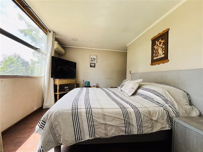 Casa en venta de 5 dormitorios . Lo arcaya, Colina