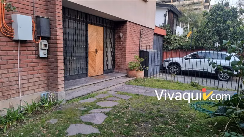 Oficina/Taller en Arriendo en Vitacura - Las Hualtatas