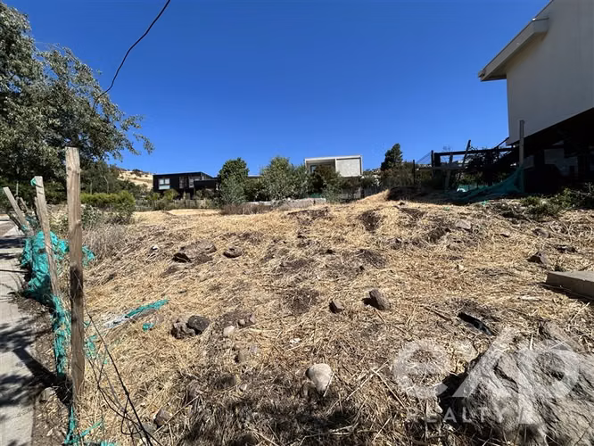 Terreno en LA RESERVA, condominio privado