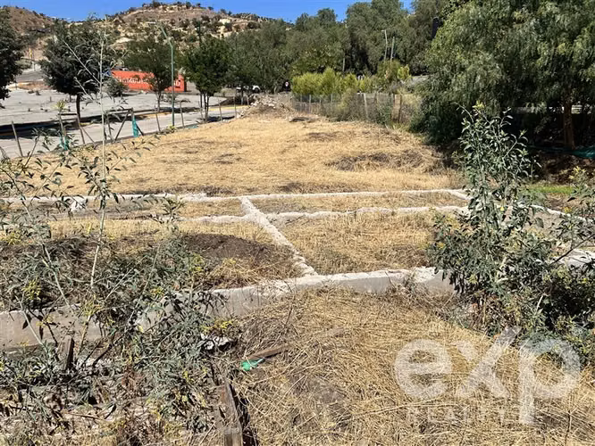 Terreno en LA RESERVA, condominio privado