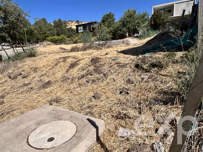 Terreno en LA RESERVA, condominio privado