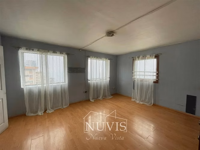 Casa en venta de 9 dorm. en Valparaíso