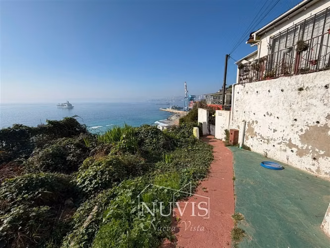 Casa en venta de 9 dorm. en Valparaíso