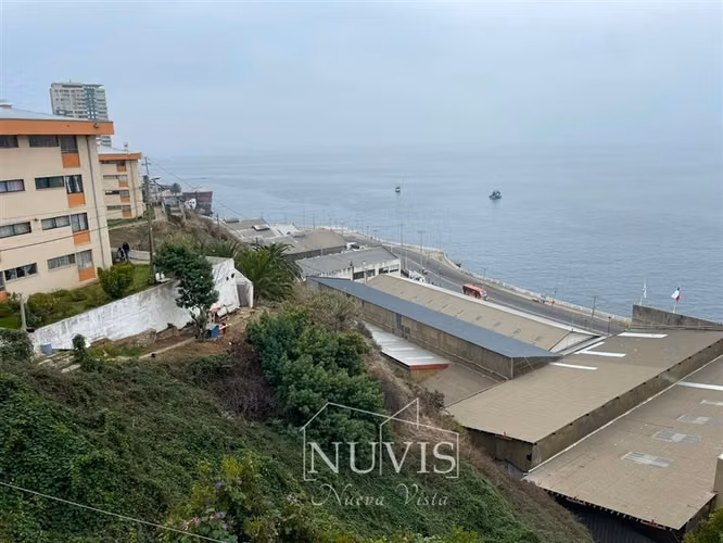 Casa en venta de 9 dorm. en Valparaíso