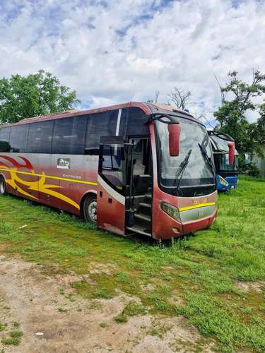 Bus Zhongtong Creator Año 2011